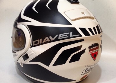 SHOEI NEOTEC "Diavel"